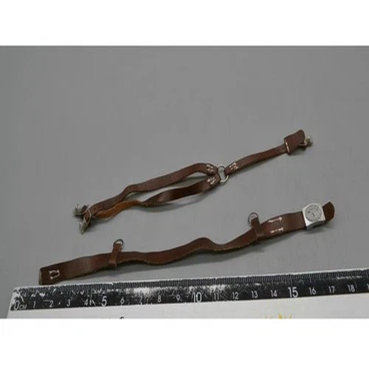 DID 80168 1/6 Sclae WWII Paratrooper Axel Y-strap & Belt Model